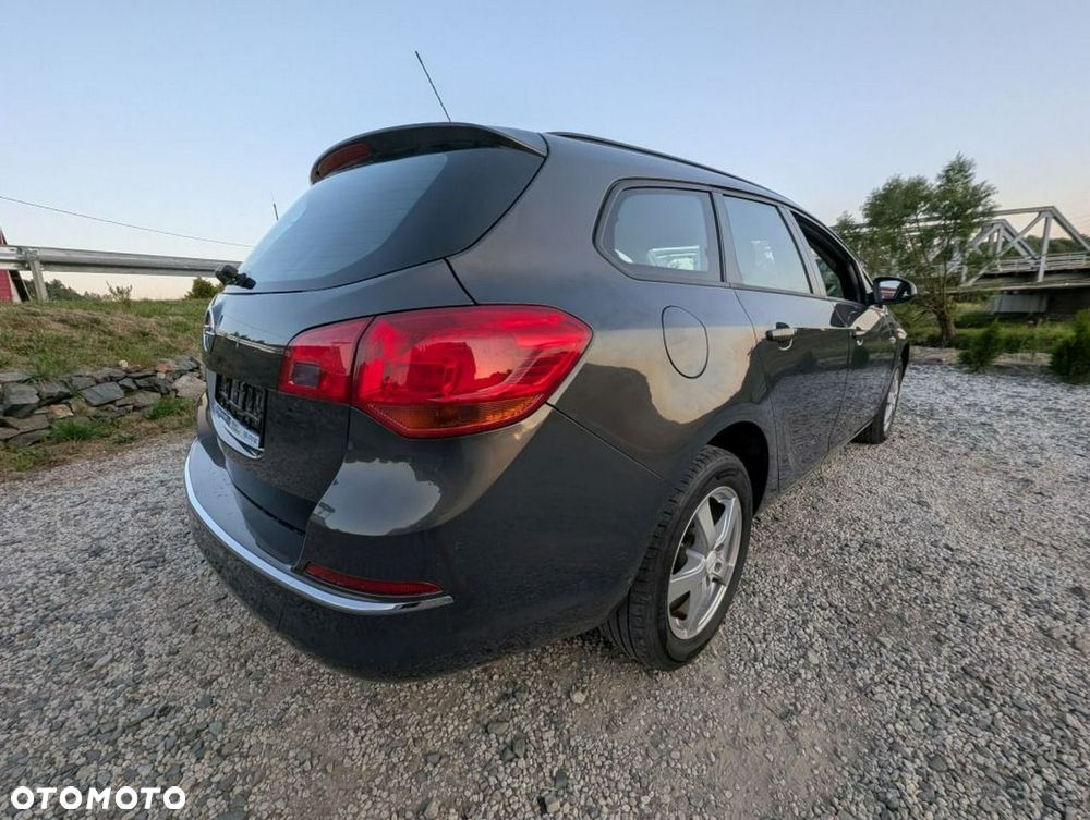 Opel Astra - 8