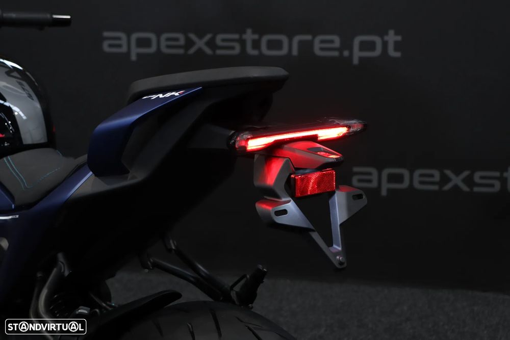 CF Moto 675NK CHAMPION BLUE - 9