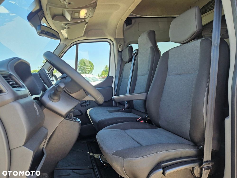 Renault Master L3H2 *109999zł Netto* Brygadówka 7 osób 2.3 dCi/136KM - 20