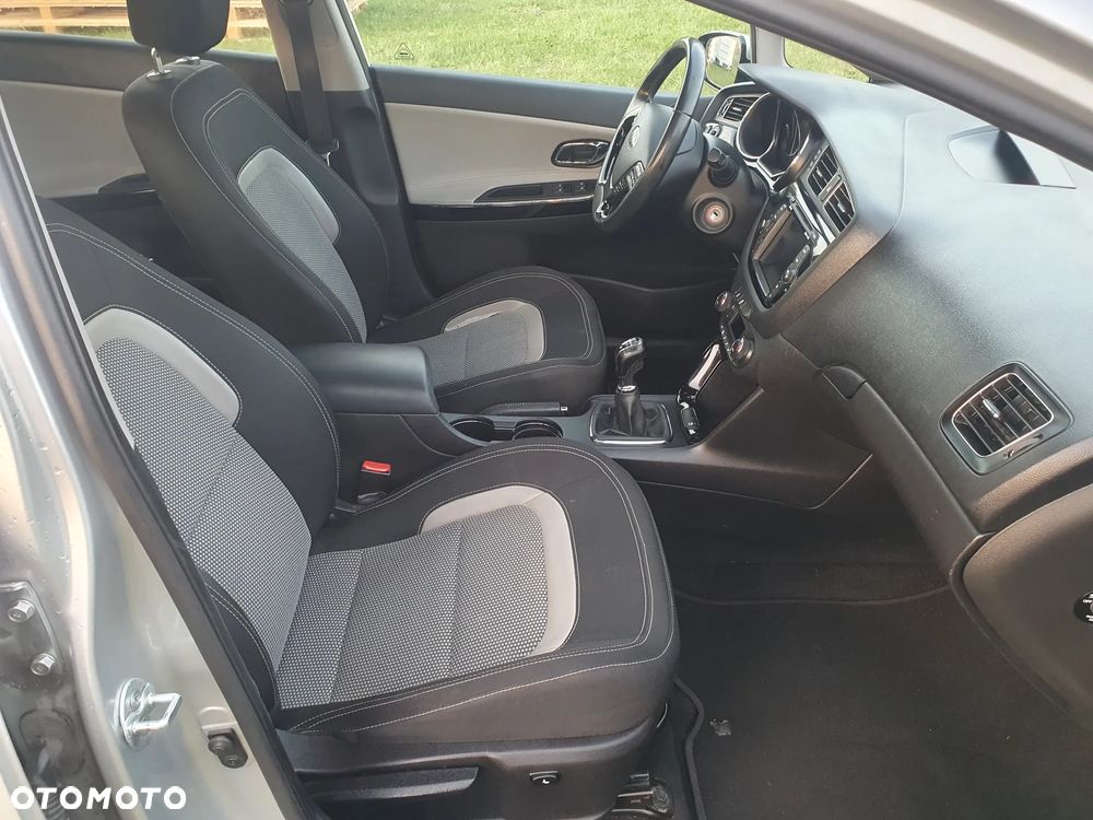 Kia Ceed 1.6 GDI Business Line - 15