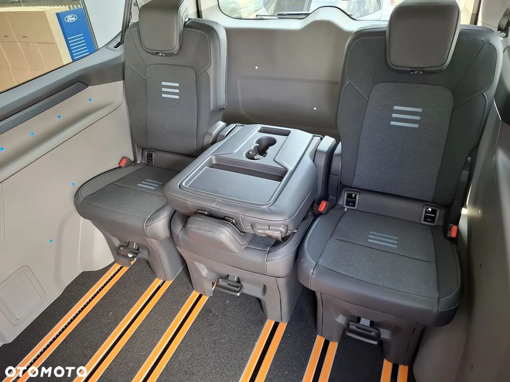 Ford Tourneo Custom 2.0 EcoBlue 320 AWD L2 Active - 13