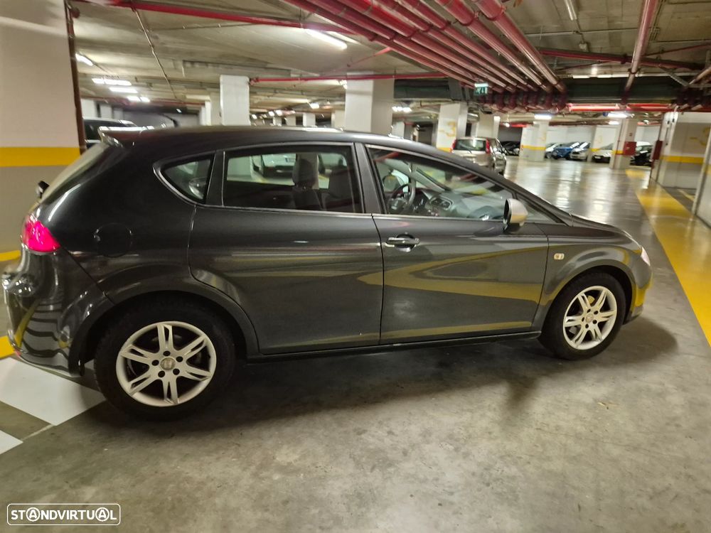 SEAT Leon 1.6 TDI DPF E-Ecomotive Style - 9