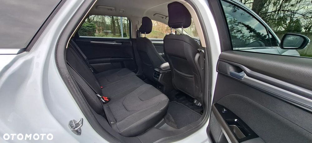 Ford Mondeo 2.0 TDCi STart-Stopp Titanium - 19
