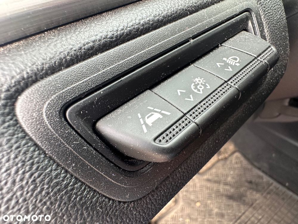 Renault Captur 1.3 TCe Intens EDC - 13