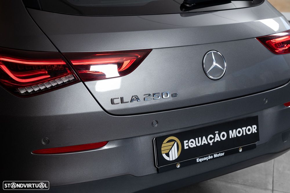 Mercedes-Benz CLA 250 e - 8