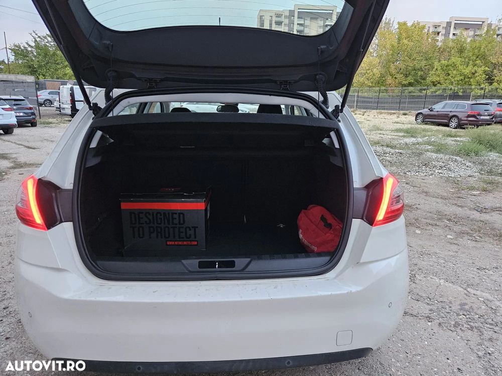 Peugeot 308 BlueHDi FAP 130 Stop & Start Allure Pack - 7