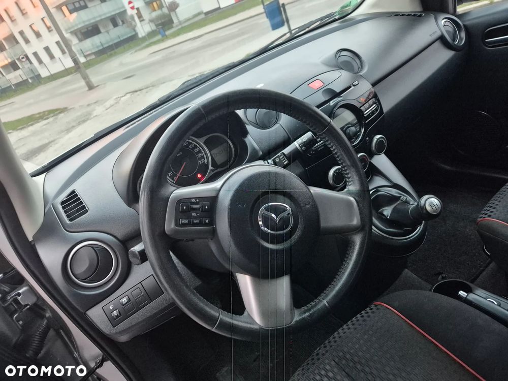 Mazda 2 1.3 MZR Active - 22