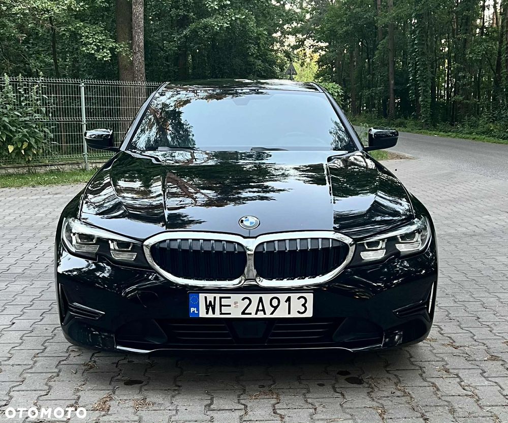 BMW Seria 3 318i Sport Line - 11