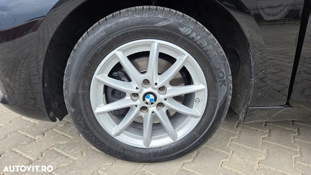 BMW Seria 2 216d Aut. Sport Line - 32