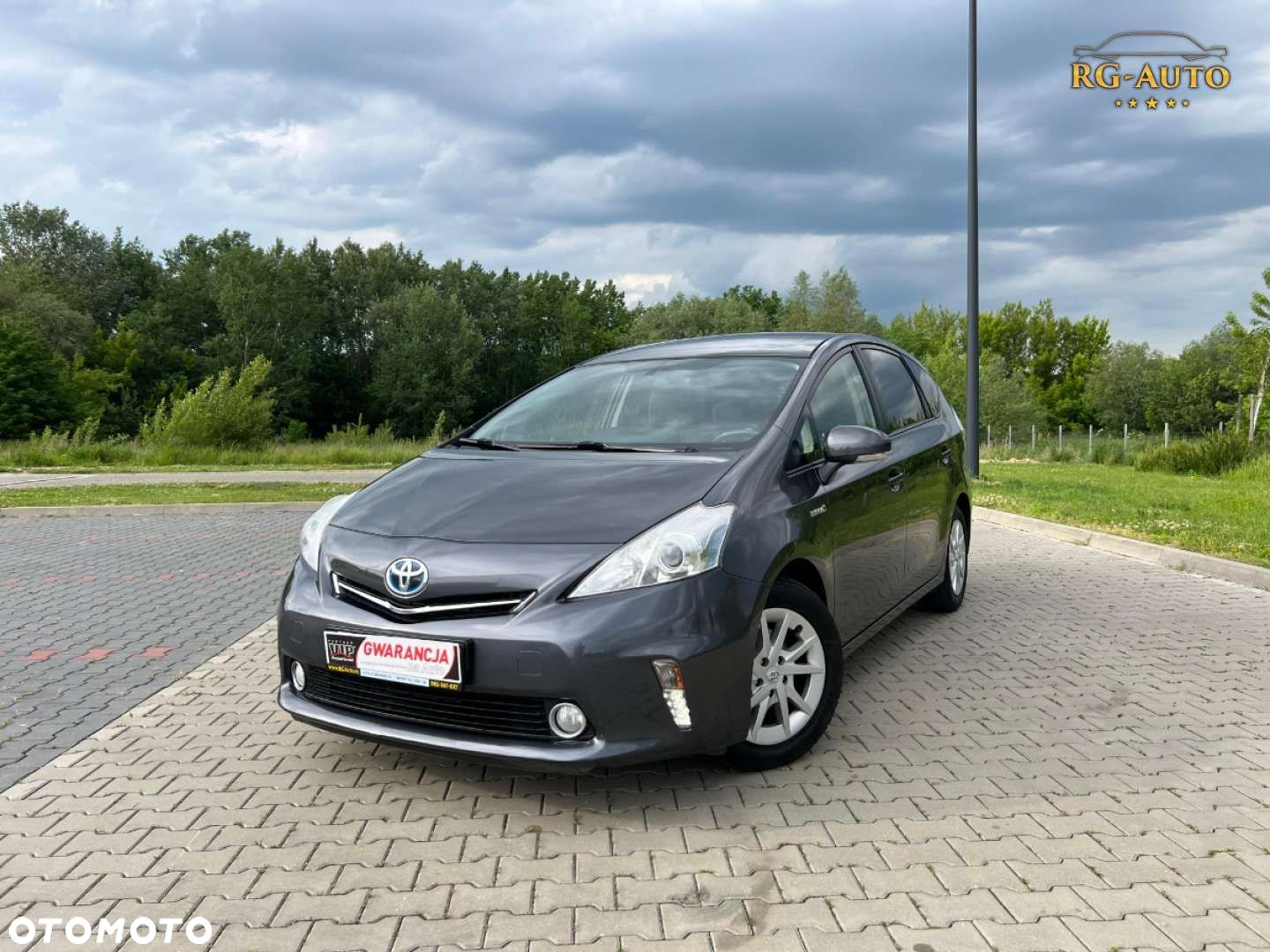 Toyota Prius+ - 16