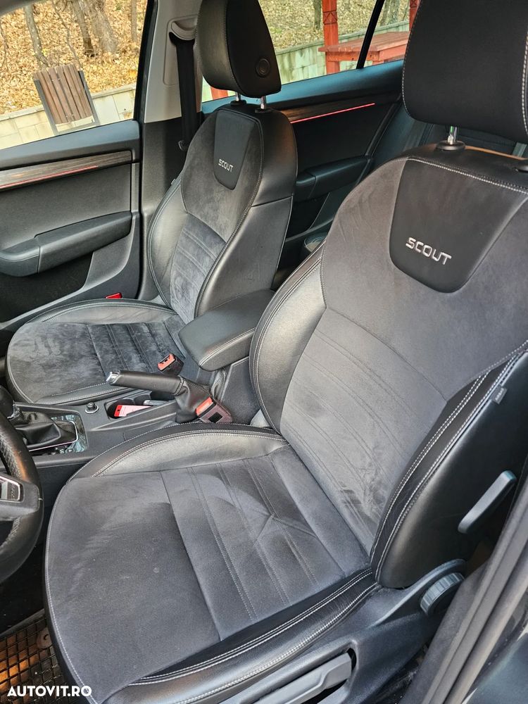 Skoda Octavia Combi 2.0 TDI 4x4 DSG Scout - 2