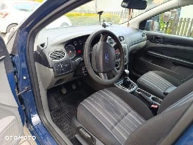 Ford Focus 1.4 Trend - 6