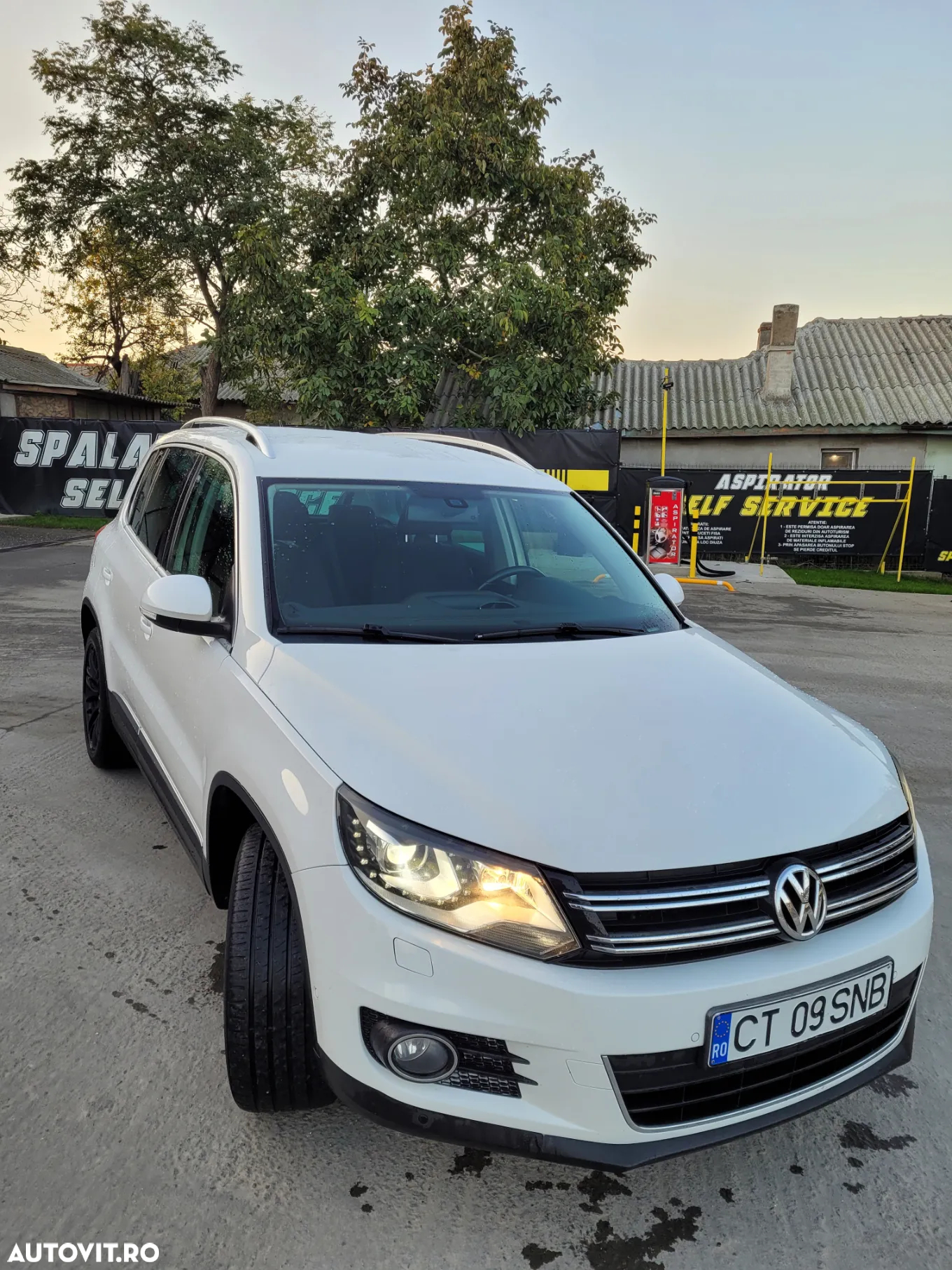 Volkswagen Tiguan 2.0 TDI 4Motion DSG Sport & Style - 5