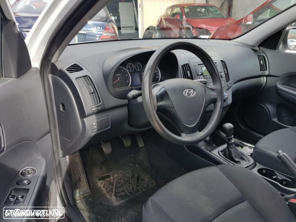 Hyundai i30 Crdi para peças - 3
