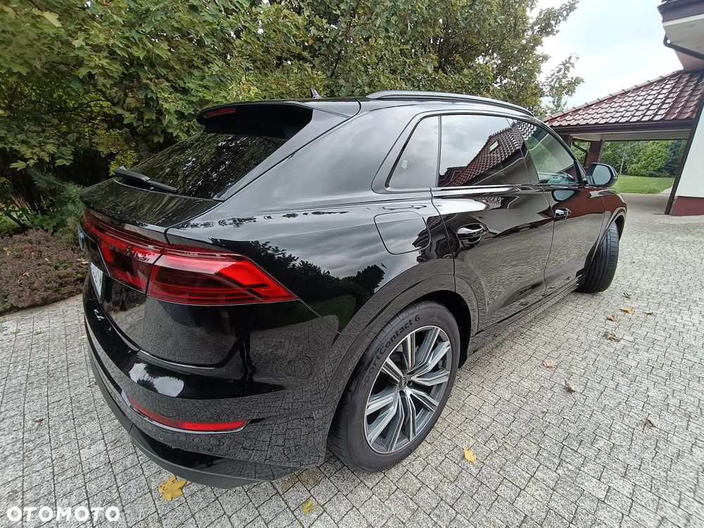 Audi Q8 - 14
