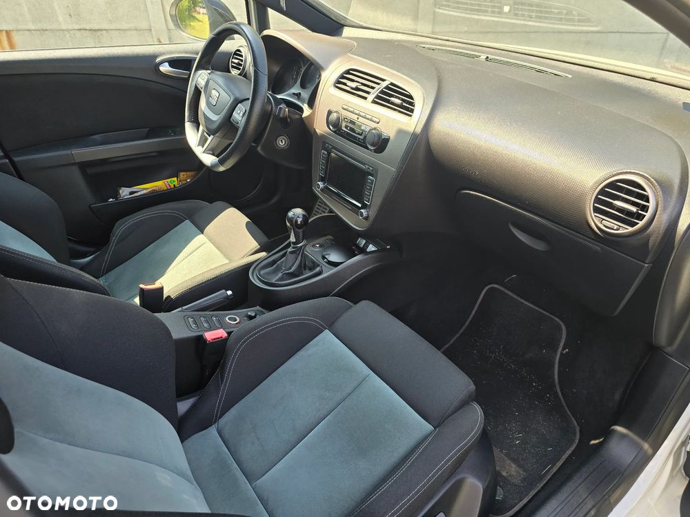 Seat Leon 2.0 TSI Cupra R - 12