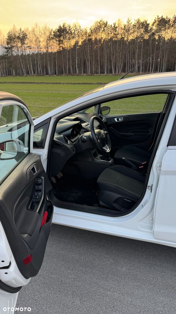 Ford Fiesta - 8