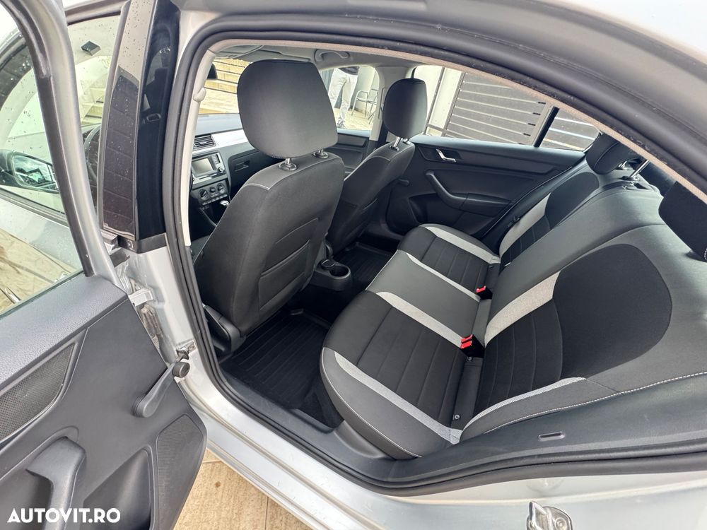 Skoda RAPID - 6