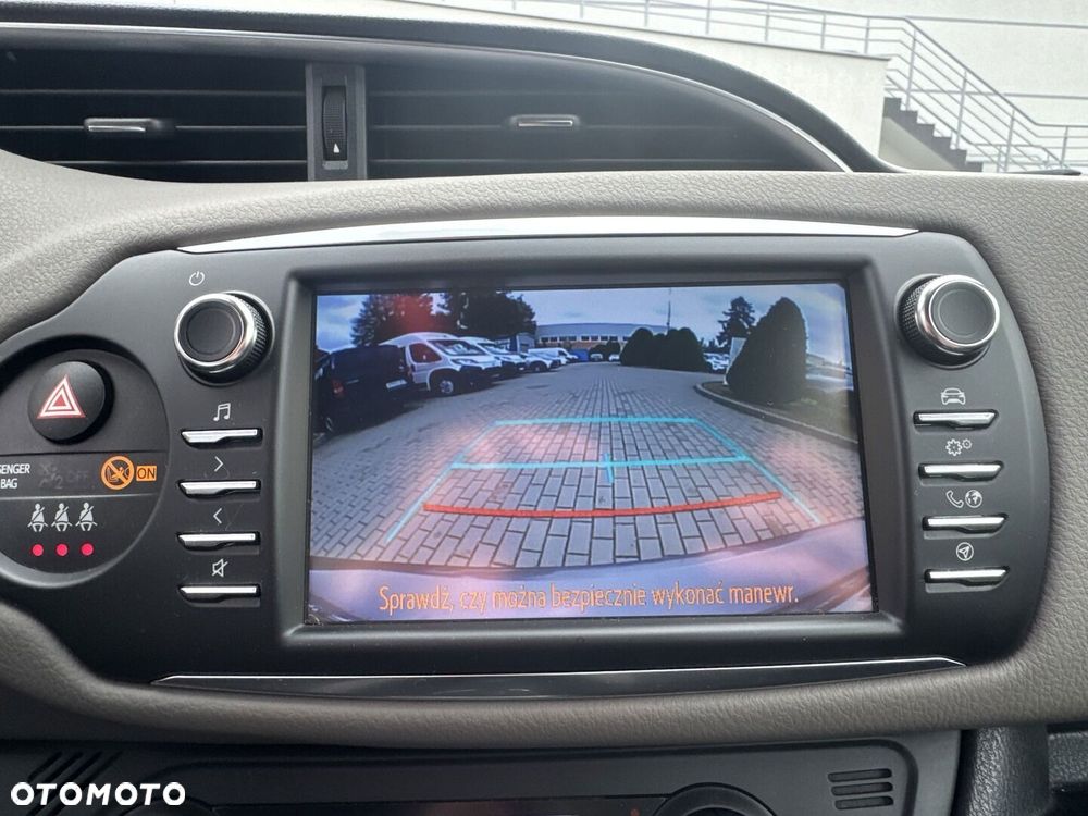 Toyota Yaris 1.5 Selection CVT - 25