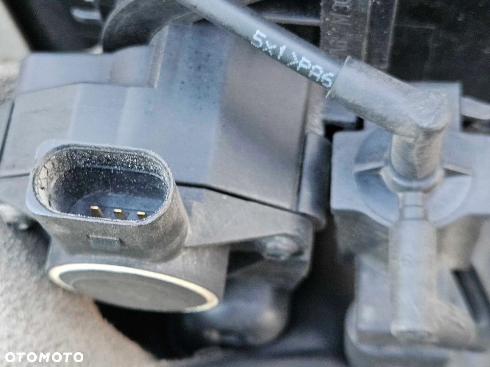 Kolektor Ssacy Nastawnik Czujnik Kolektora Gruszka Kompletny 3.2 FSI V6 AUK  Audi A4 B7 VW - 32