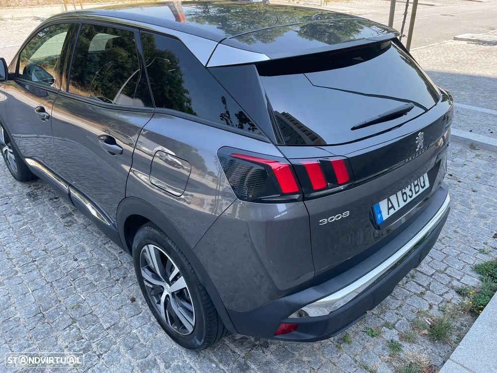 Peugeot 3008 1.6 Hybrid Allure Pack e-EAT8 - 4