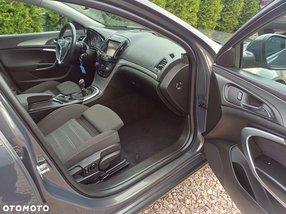 Opel Insignia 1.4 T Edition S&S - 9