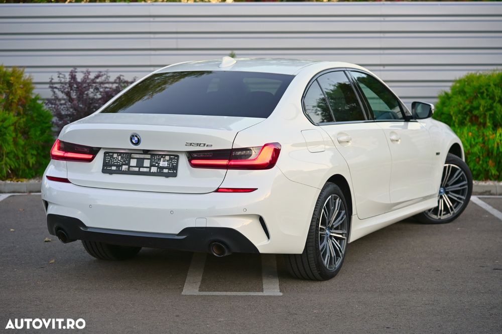 BMW Seria 3 330e Aut. M Sport - 5