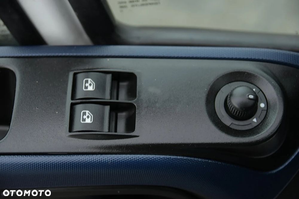 Iveco DAILY 35-150 * 3.0 Diesel 150KM * CHŁODNIA CARRIER XARIOS 500 * SUPER ZADBANE! - 28