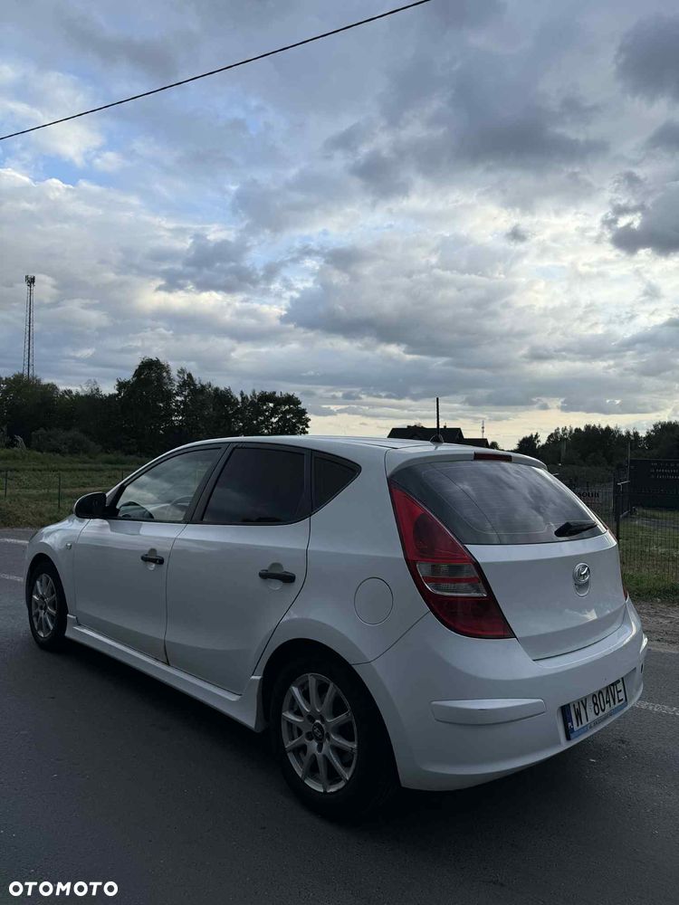 Hyundai i30 1.4 Base - 4