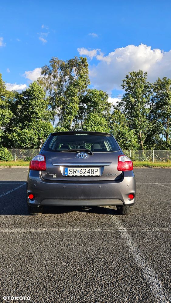 Toyota Auris 1.6 Premium - 9