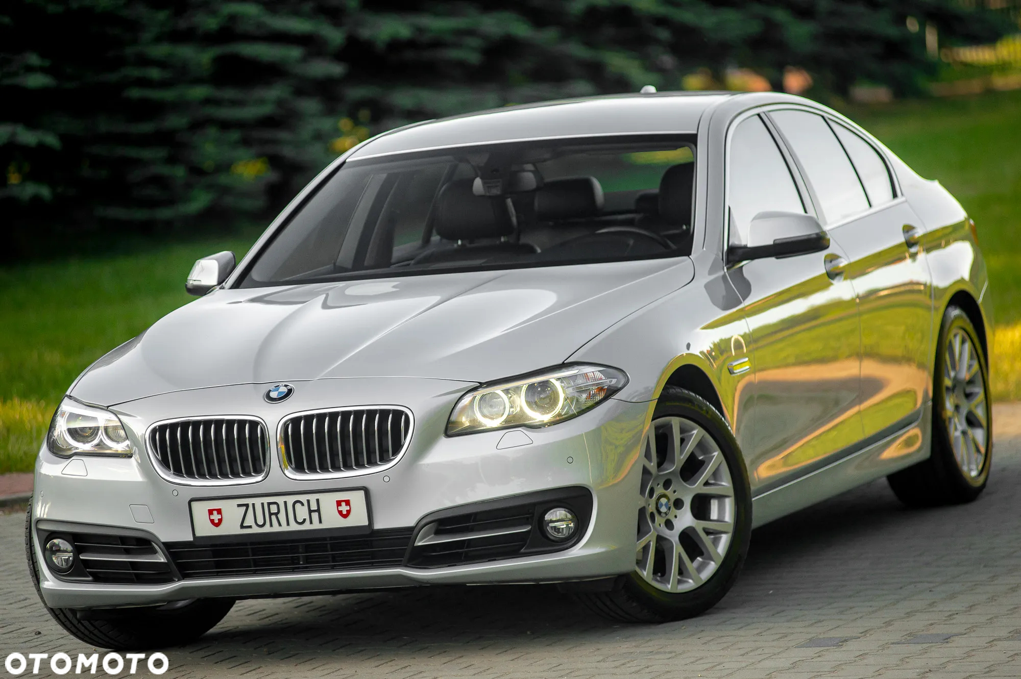 BMW Seria 5 520d xDrive - 2