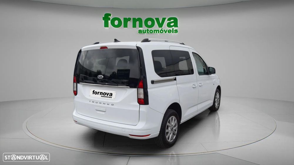 Ford Tourneo Connect 2.0 TDCi Titanium - 4