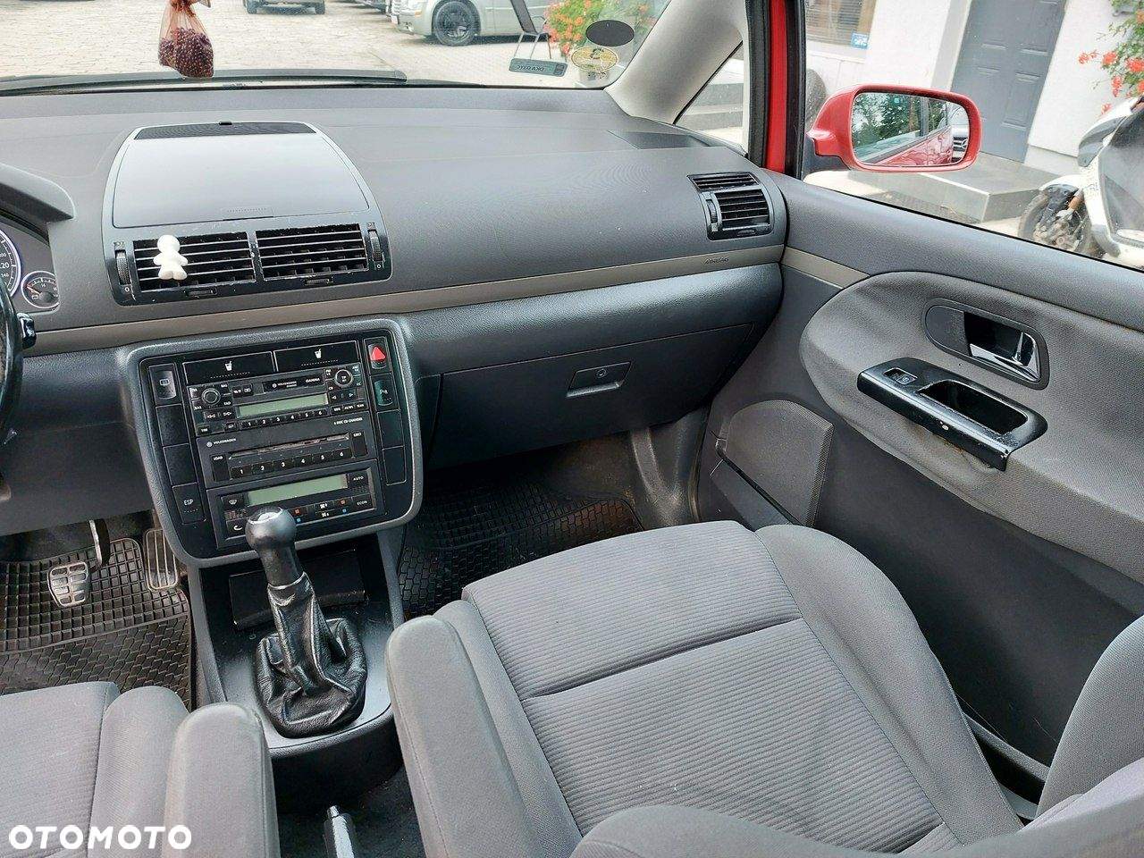 Volkswagen Sharan - 17