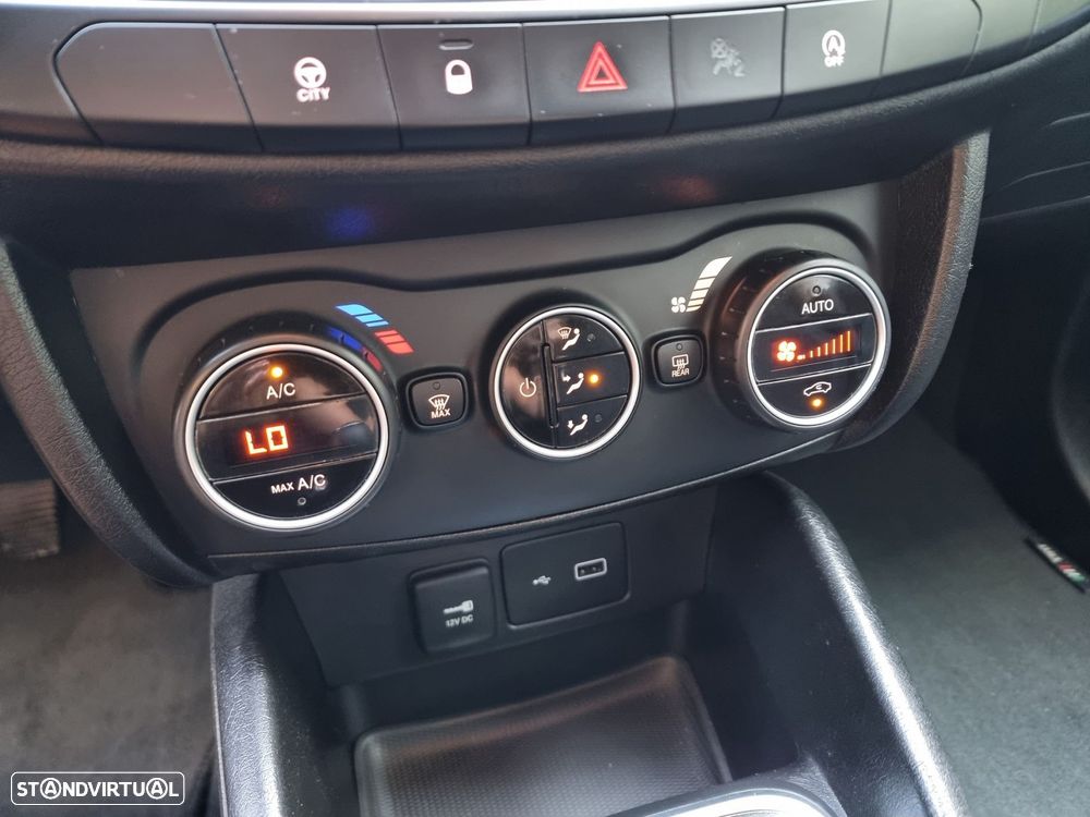 Fiat Tipo Station Wagon 1.3 M-Jet Lounge - 10