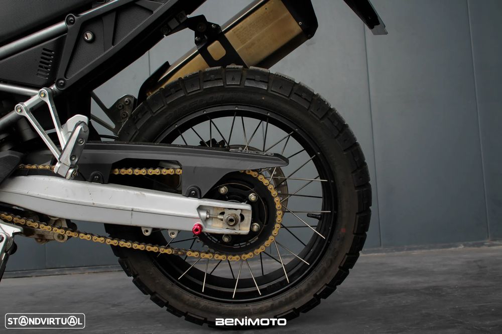 Aprilia Tuareg 660 - 13