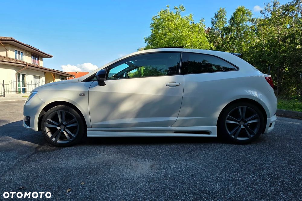 Seat Ibiza SC 1.6 16V Sport DSG - 5