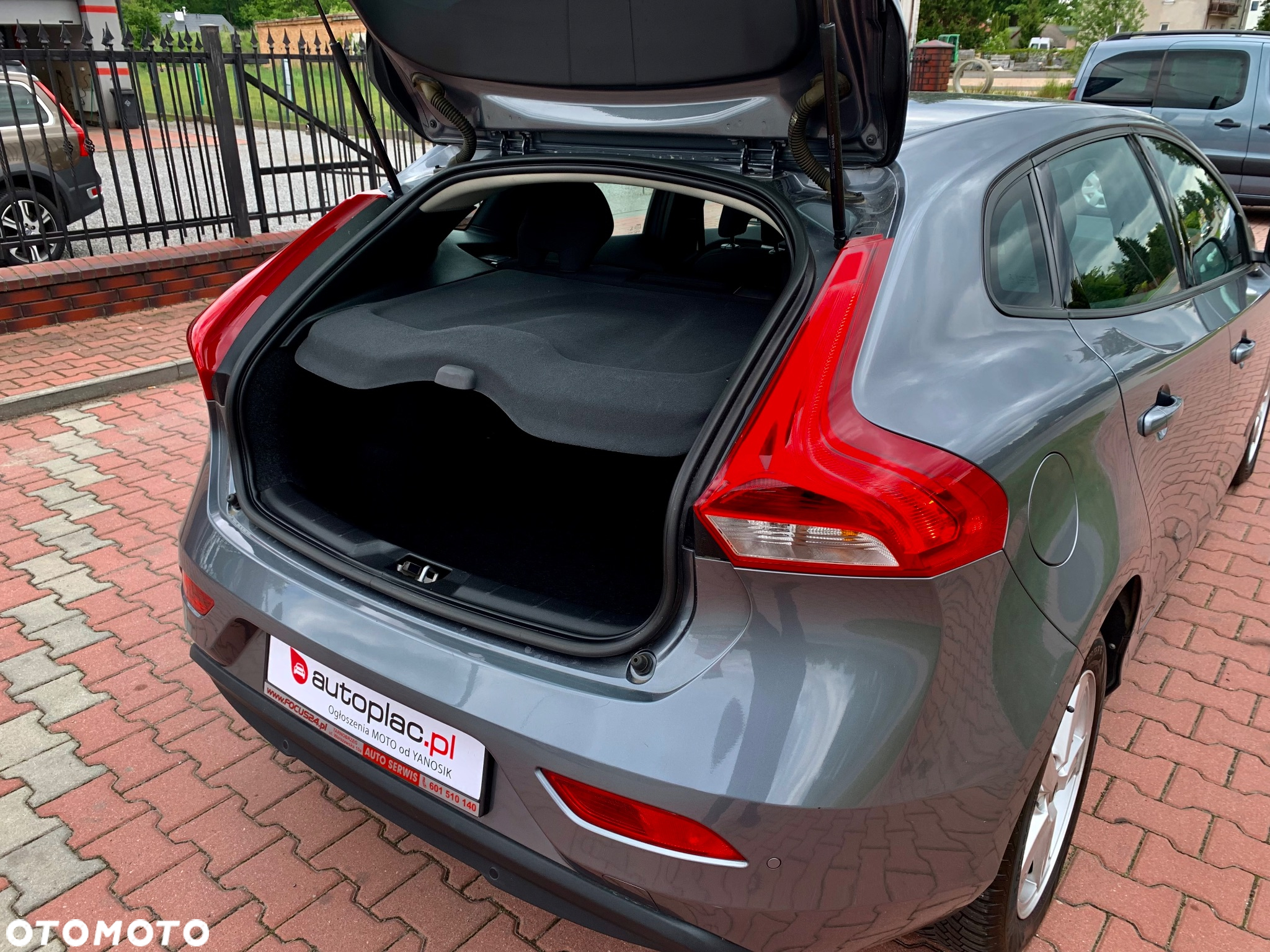Volvo V40 D2 Drive-E Summum - 16