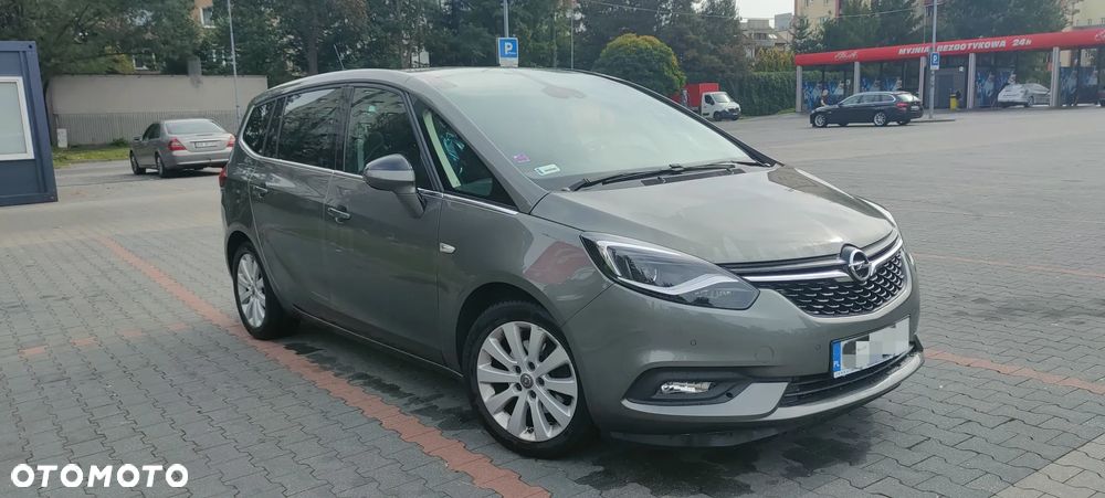 Opel Zafira - 8