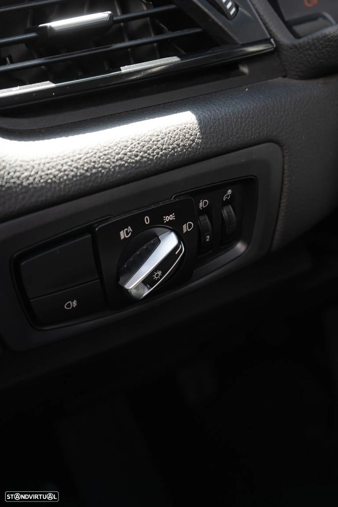 BMW 216 Active Tourer d - 24