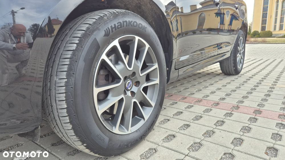 Volvo XC 60 D4 Geartronic Momentum - 30