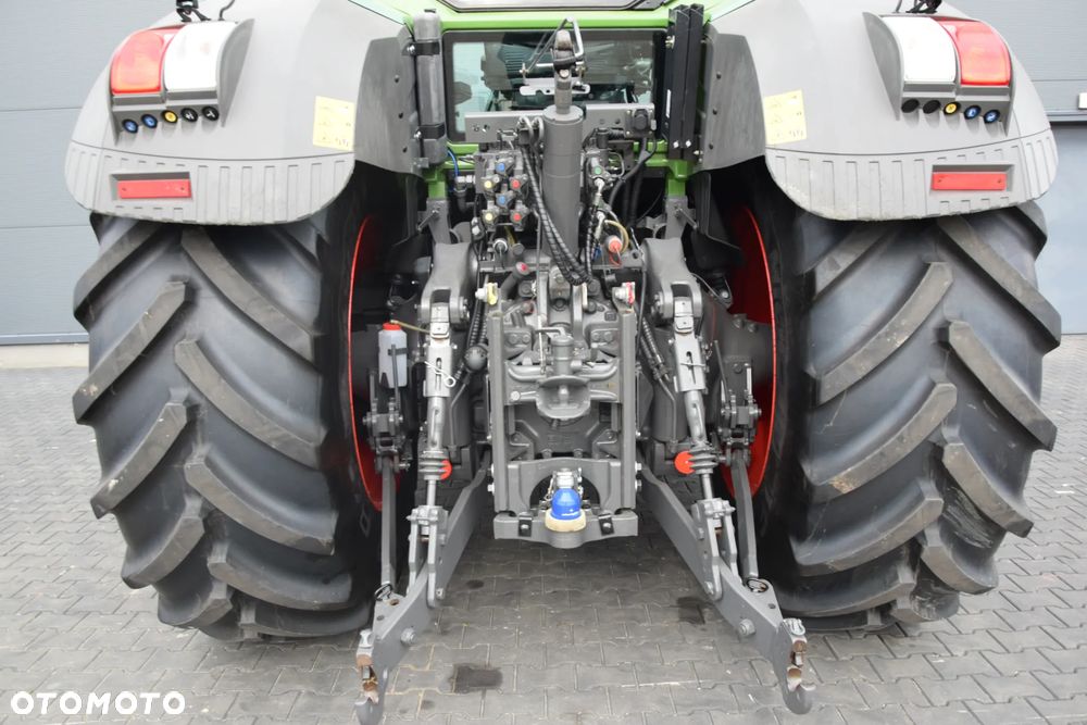 Fendt 828 Vario - 8