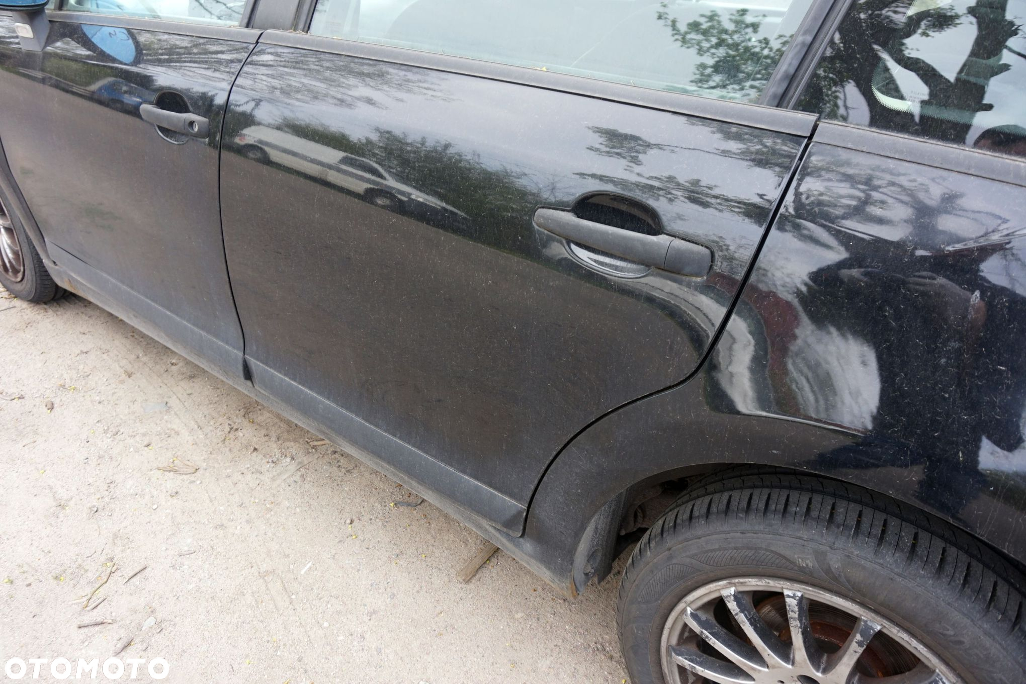 DRZWI TYLNE LEWE C4 I 5D HB KTV  CZARNY CITROEN 2004-2008 - 4