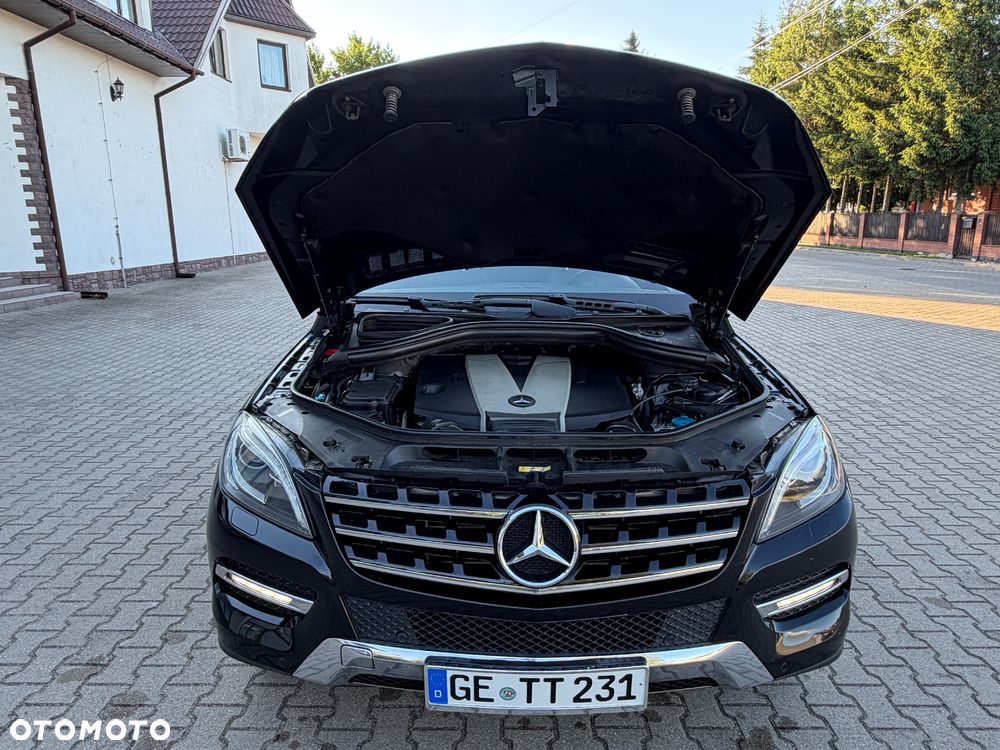 Mercedes-Benz ML 350 BlueTEC 4MATIC 7G-TRONIC Edition 1 - 19