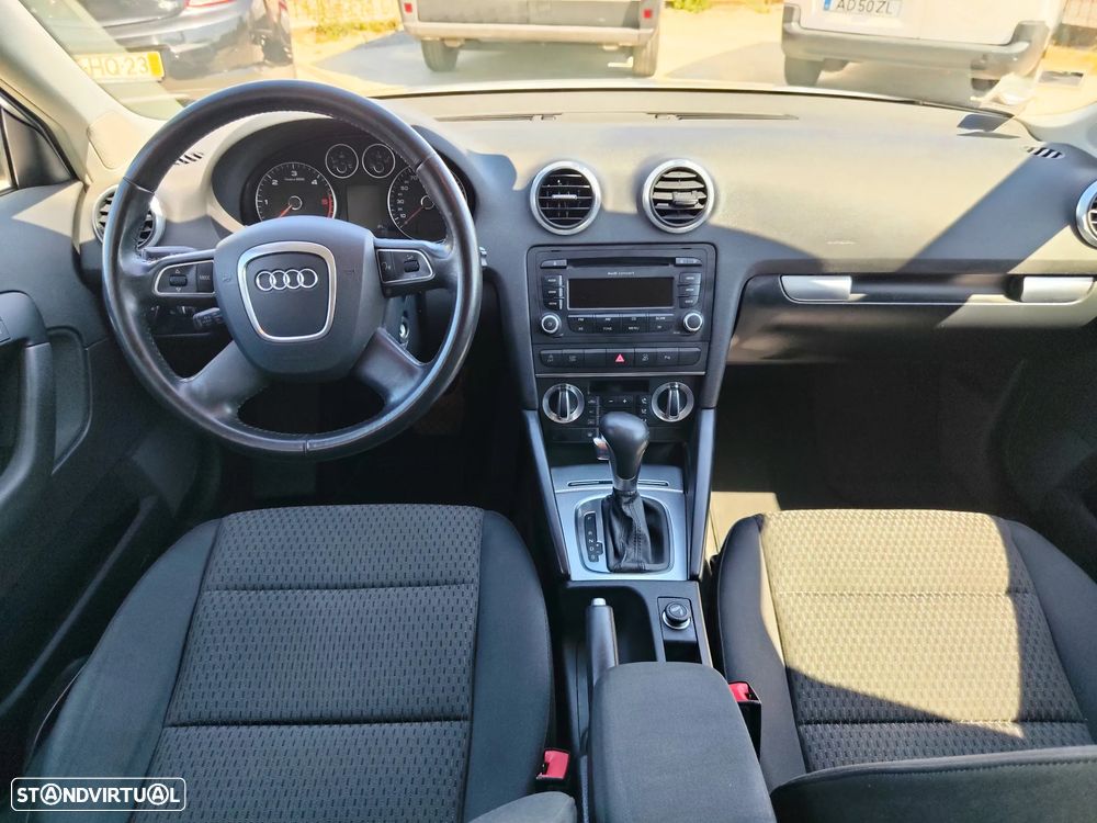 Audi A3 Sportback 1.6 TDI Attraction S-Tronic - 9