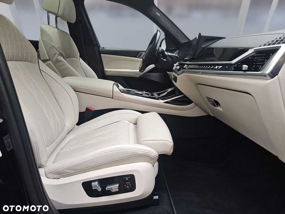 BMW X7 xDrive40d mHEV sport - 12