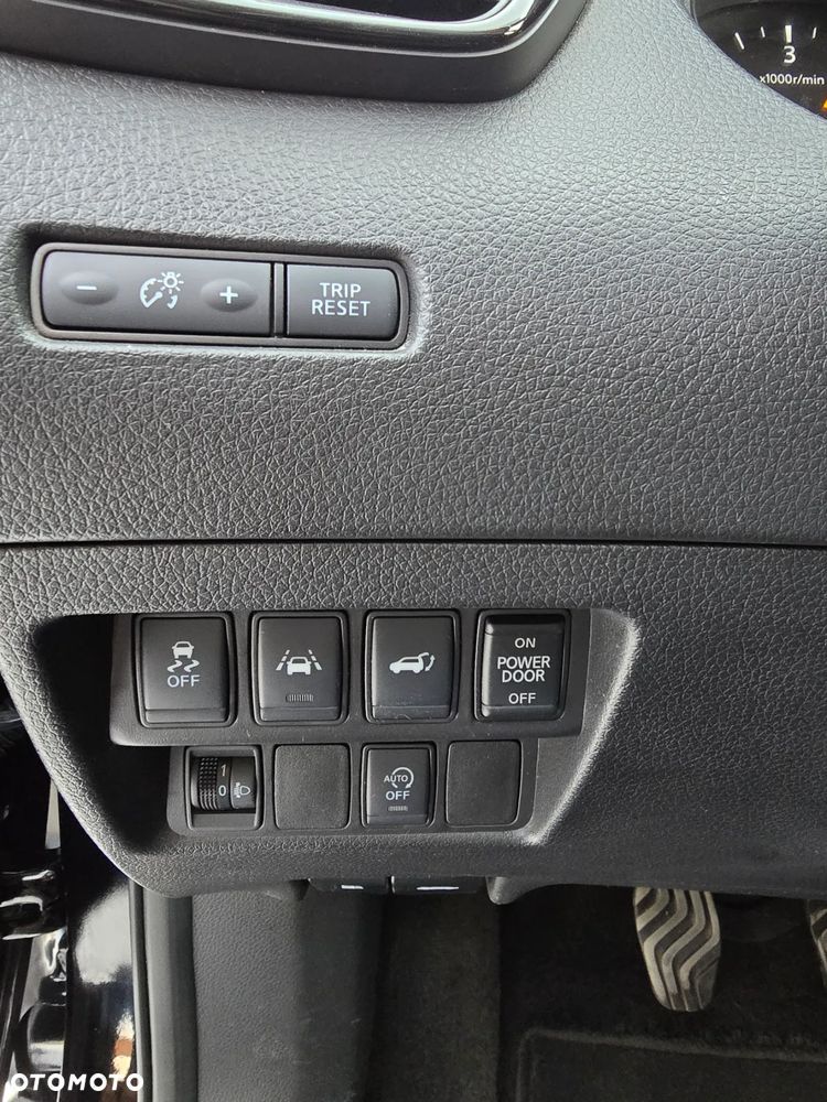 Nissan X-Trail 1.7 dCi ALL-MODE 4x4i Tekna - 14