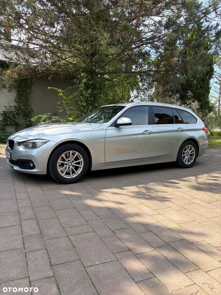 BMW Seria 3 320d - 5