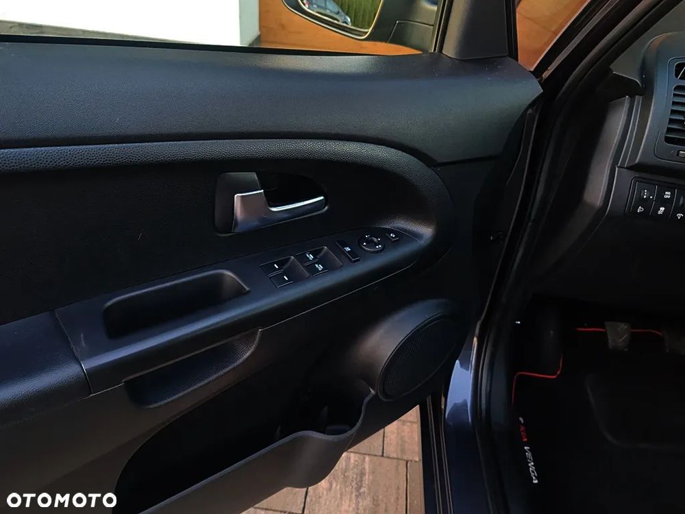 Kia Venga 1.4 CVVT Dream Team Edition - 27