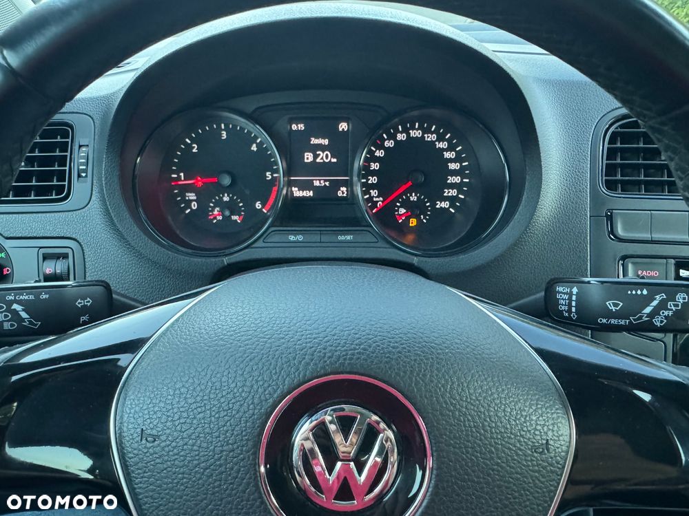 Volkswagen Polo - 17