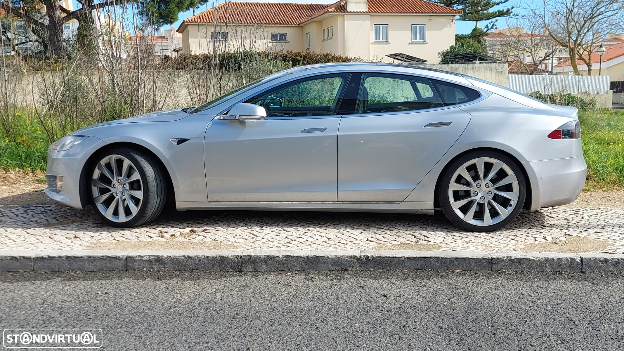 Tesla Model S P100D - 28